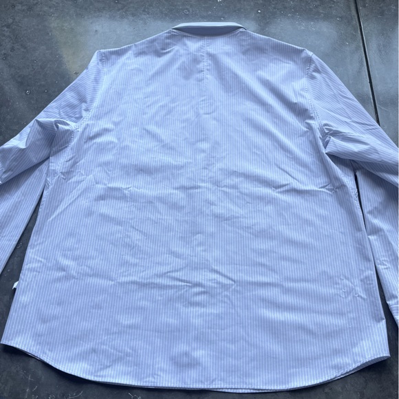 Lululemon New Venture Slim-Fit Long-Sleeve Shirt - Picture 4 of 13